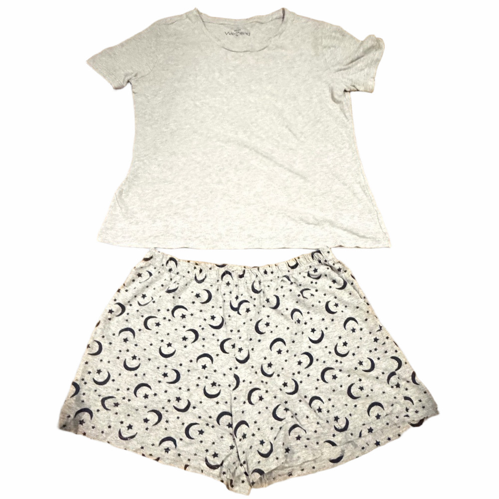 Weekend Women’s  Gray Moon Print Sleep Set - Tee & Shorts